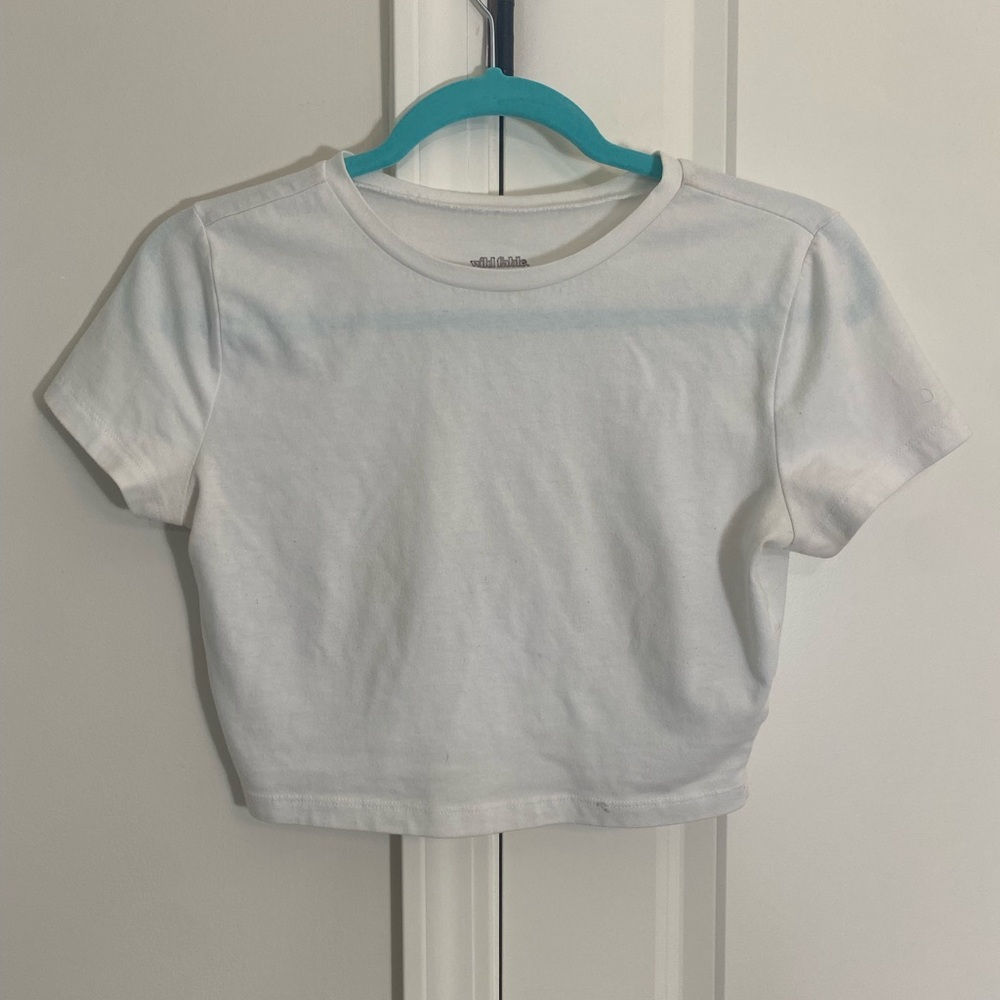 Wild Fable White Cropped Short Sleeve Tee